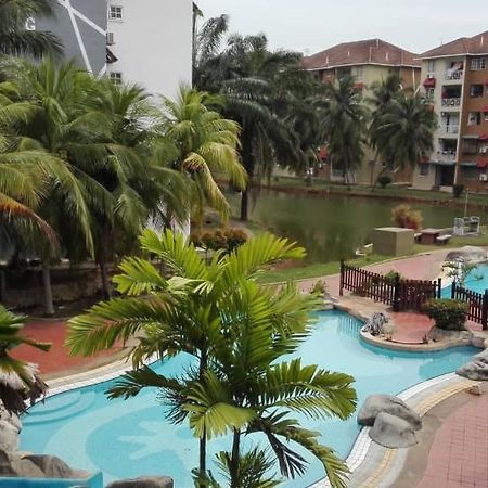 Homestay Dayani Musleem Port Dickson Ngoại thất bức ảnh
