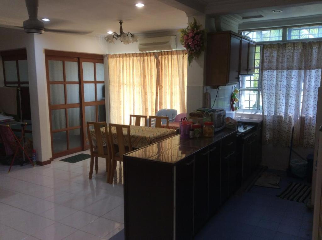 Homestay Dayani Musleem Port Dickson Ngoại thất bức ảnh